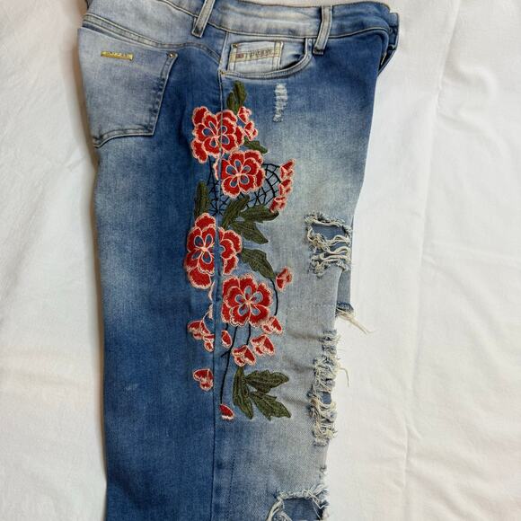 Yonder’s Embroidered Jeans Distressed Size 29 Skinny Floral Whimsygoth **READ**‎ - Picture 6 of 16